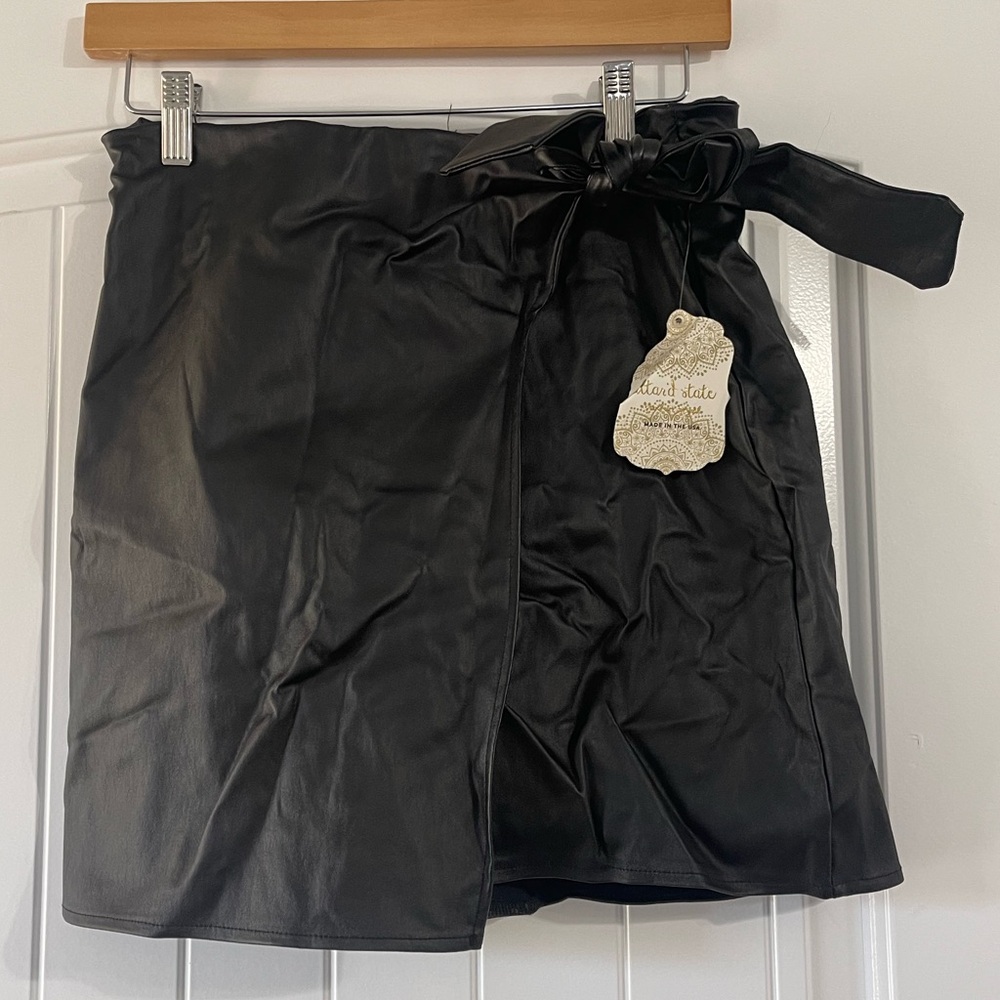 Altard state fake leather skirt